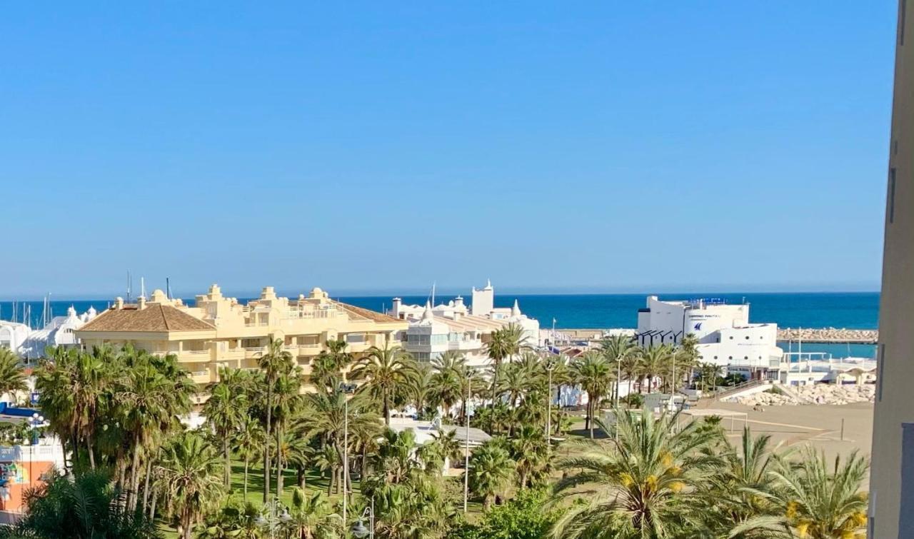 ベナルマデナBenal Puertoアパートメント エクステリア 写真