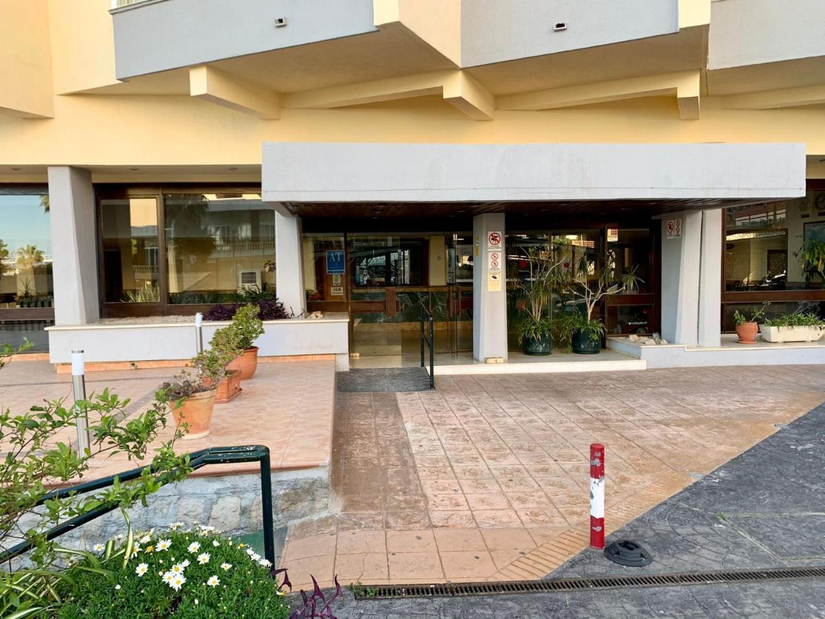 ベナルマデナBenal Puertoアパートメント エクステリア 写真